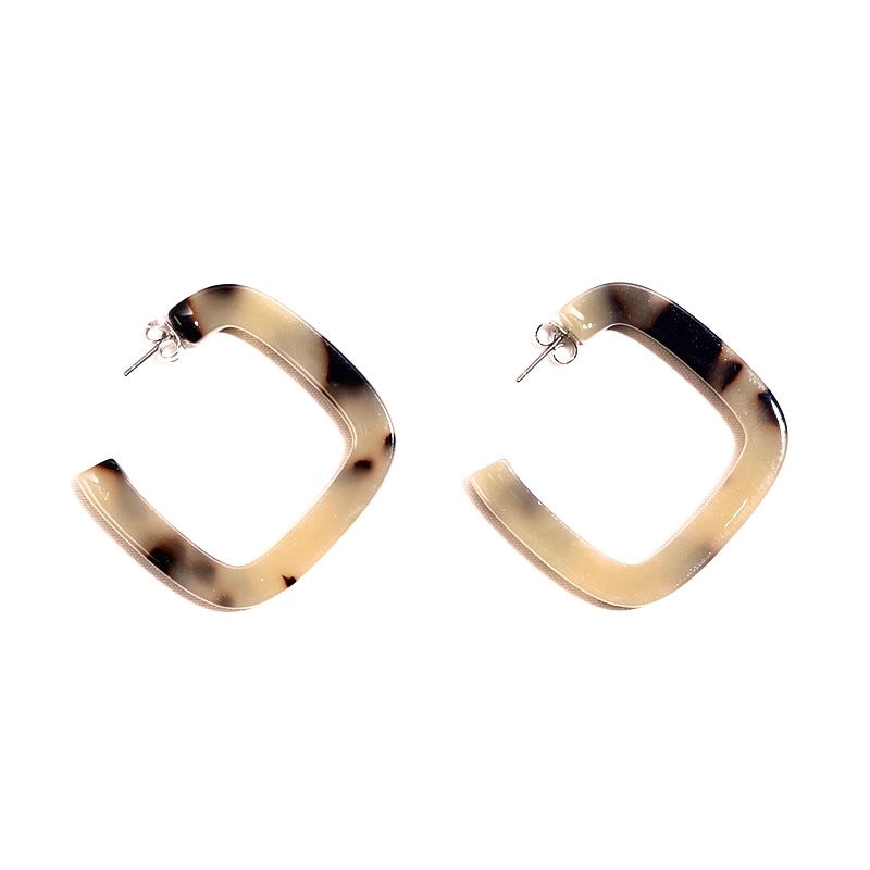 TORTOISESHELL EARRINGS