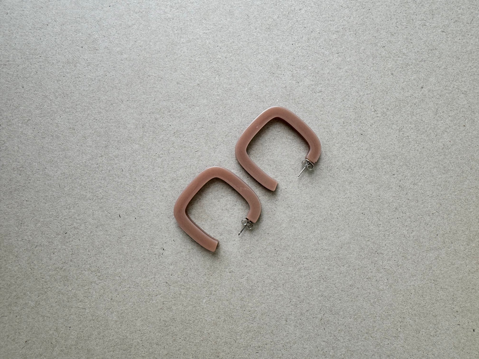 NUDE EARRINGS