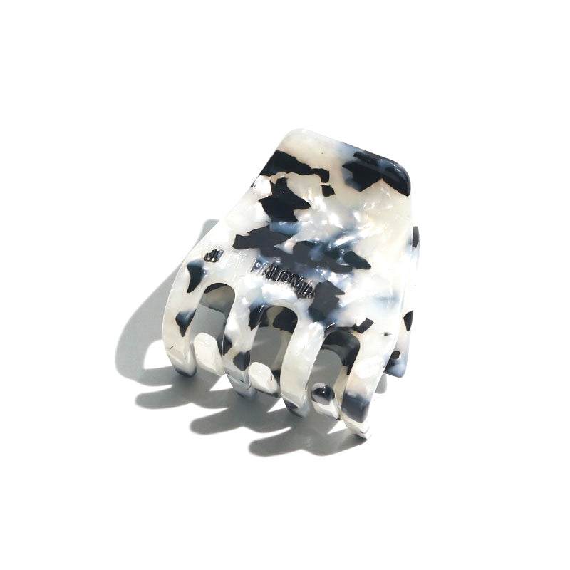 PETITE COOKIES & CREAM CLAW CLIP